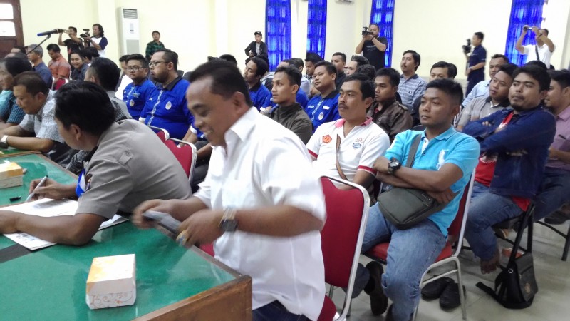 Bentrok Suporter Bola Yogya 9 Orang Dilarikan ke RS