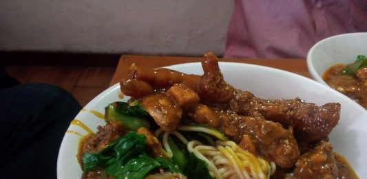mi ayam fenomenal