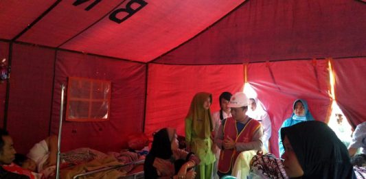 Tim Disaster Response Unit (DERU) UGM, telah melakukan pemeriksaan keamanan gedung untuk mendukung pelayanan kedaruratan setelah bencana gempa bumi di Lombok