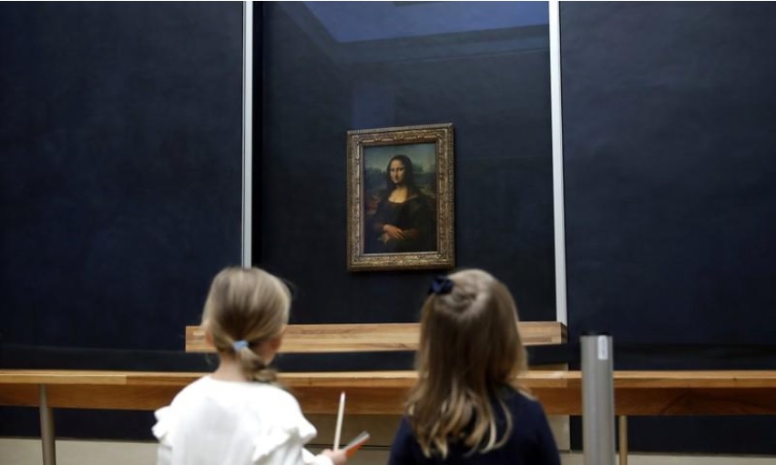 senyum Mona Lisa