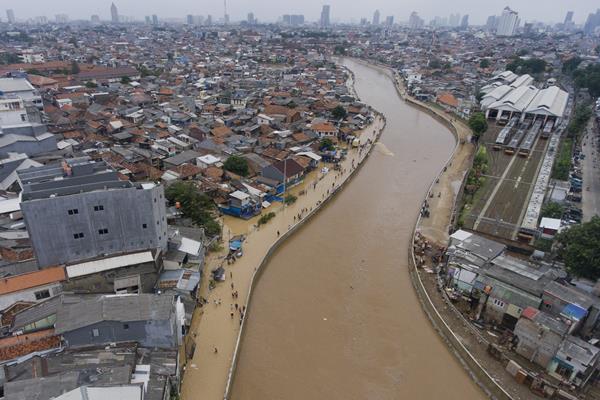 penanganan Kali Ciliwung