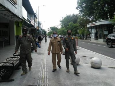 satpol pp jaga pusat kota