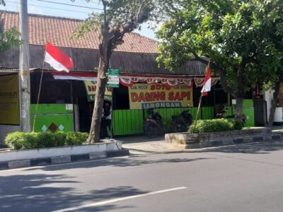 warung soto depan xt square