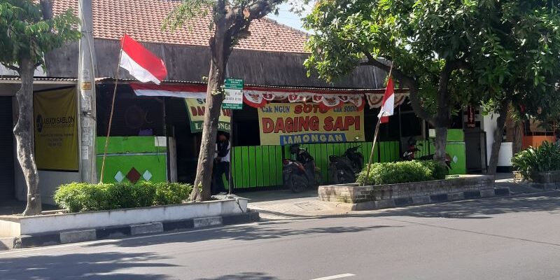 warung soto depan xt square