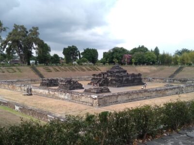 candi sambisari dibuka