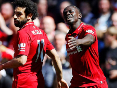 Liverpool puncak klasemen