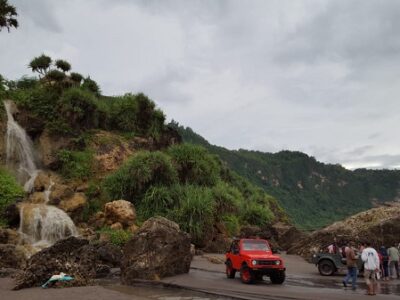 pantai parang endog