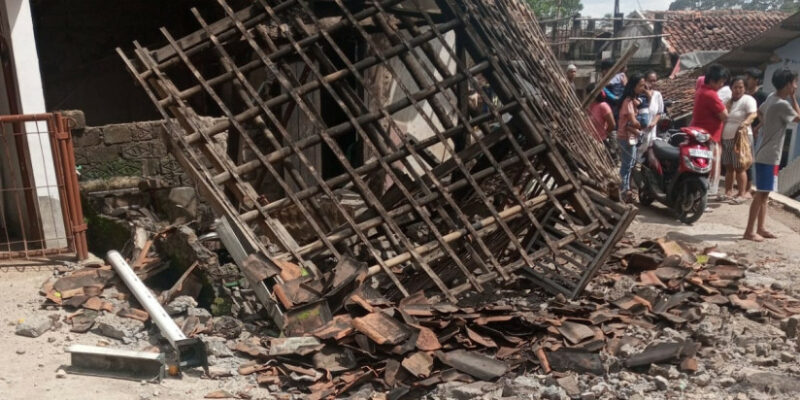 bantuan gempa cianjur