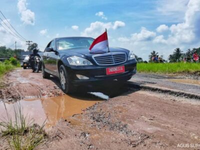 Jalan Rusak Lampung