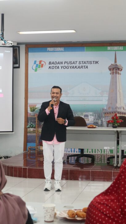 Pelatihan Publik Speaking STAR FM Bersama BPS Kota Yogyakarta