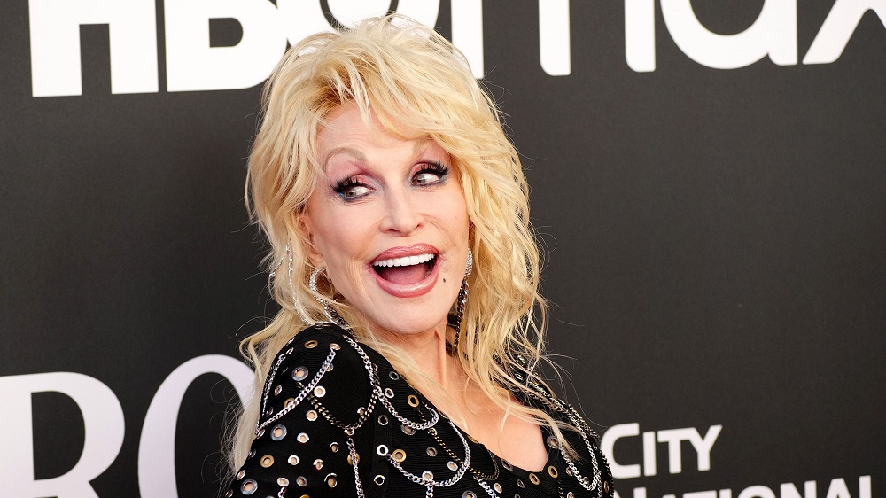 Dolly Parton Meninggal Dunia di Usia 80 Tahun