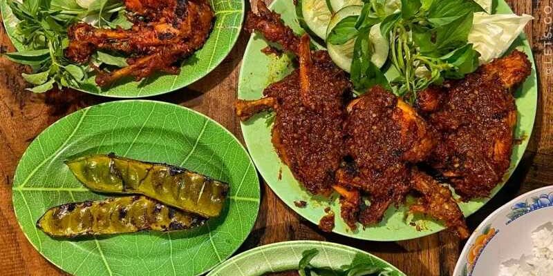 ayam bakar artomoro