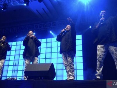 All-4-One