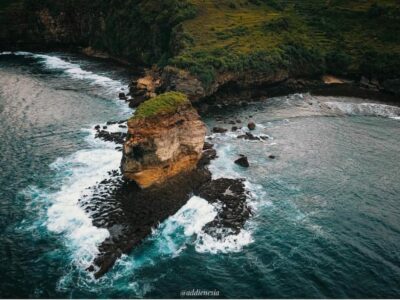 Pantai Ngondo