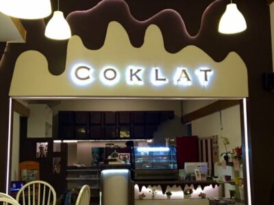 Coklat Cafe, Sajikan Makanan Manis yang Menggoda