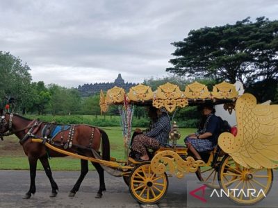 kejutan pengunjung borobudur