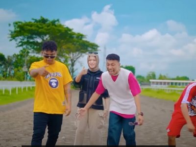 lirik lagu dari Tabola Bale