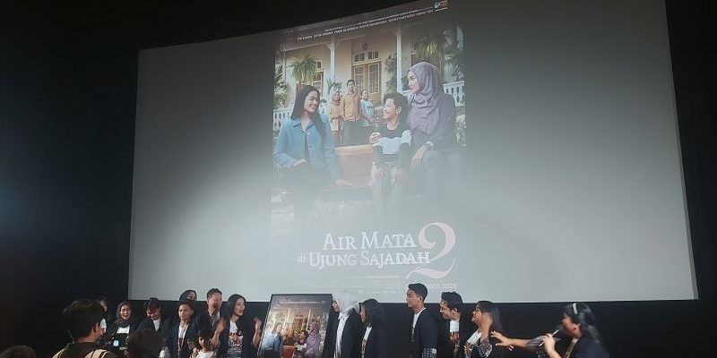 film Air Mata Di Ujung Sajadah 2