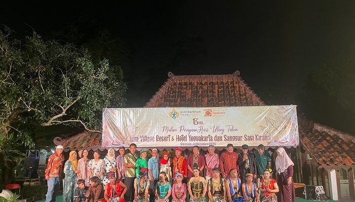 13 tahun java village