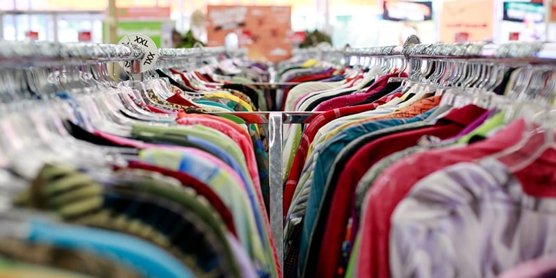 thrifting pakaian bekas