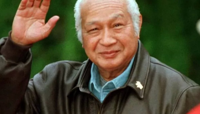 soeharto pahlawan nasional