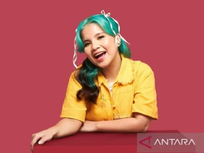 Sedia Aku Sebelum Hujan milik Idgitaf