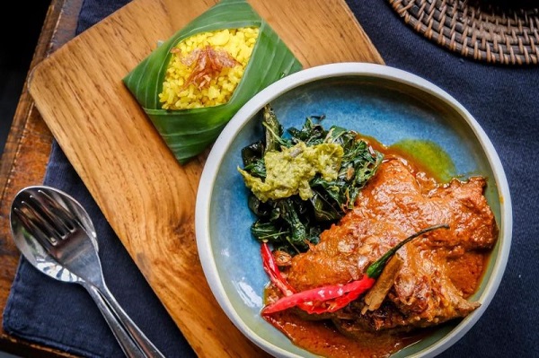 Paket Tur Gastronomi