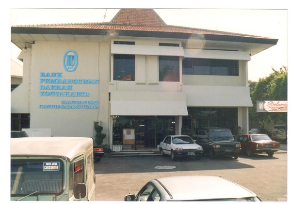 Gedung Pusat Utama BPD DIY