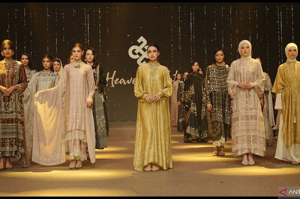 koleksi busana anashera