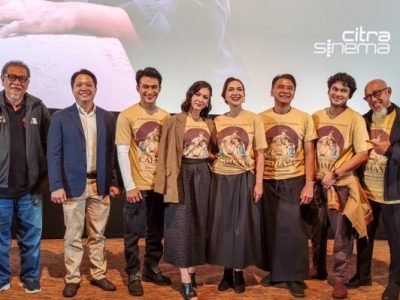 Film Rumah Tanpa Cahaya