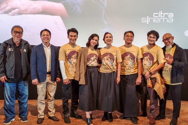 Film Rumah Tanpa Cahaya