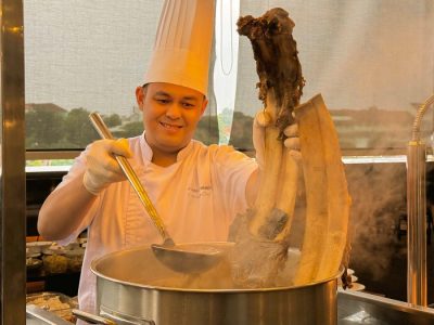 Berbuka Sambil Beramal