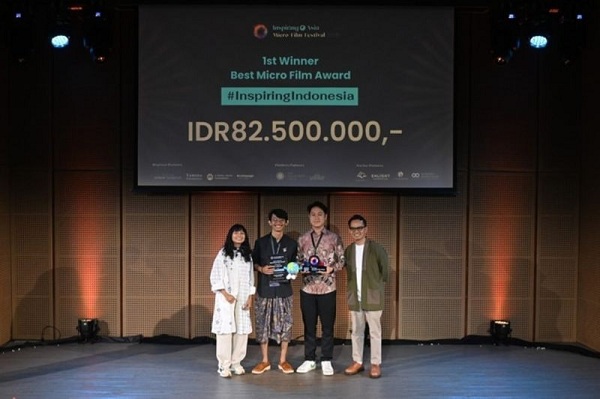 Film Mania Dunia Nia