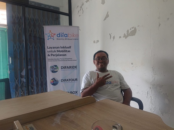 Triyono founder and Owner Difa Bike