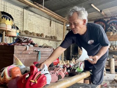 perajin topeng Ki Supono Bantul